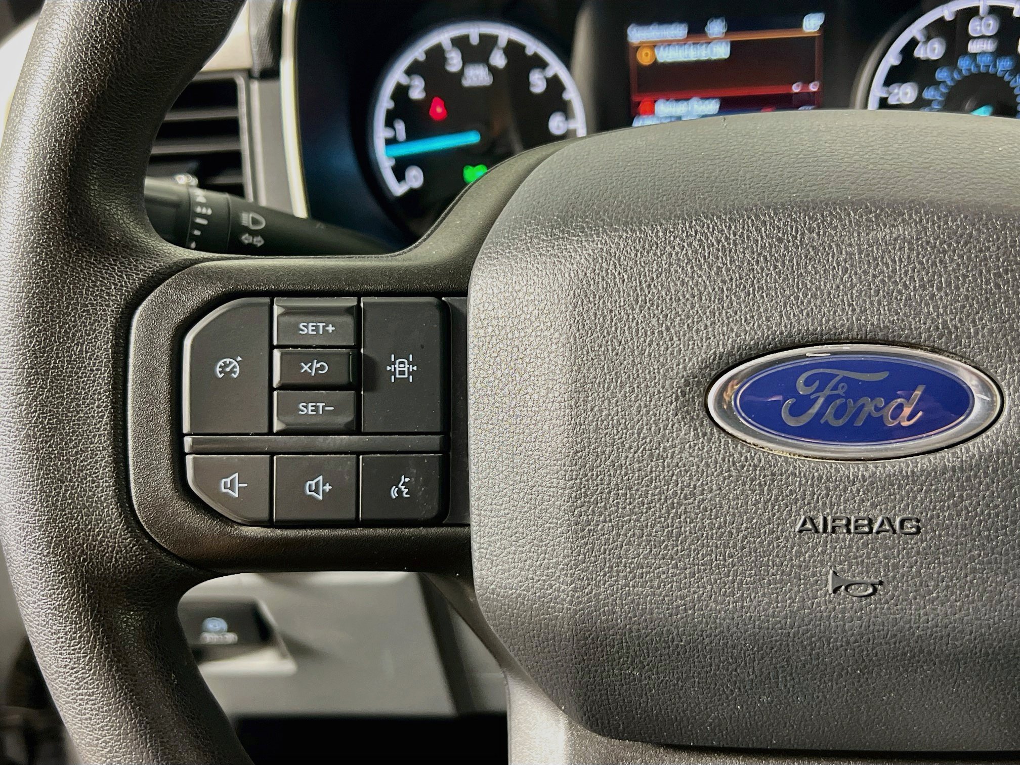 Used 2023 Ford F150 XLT AWD/4WD image 18