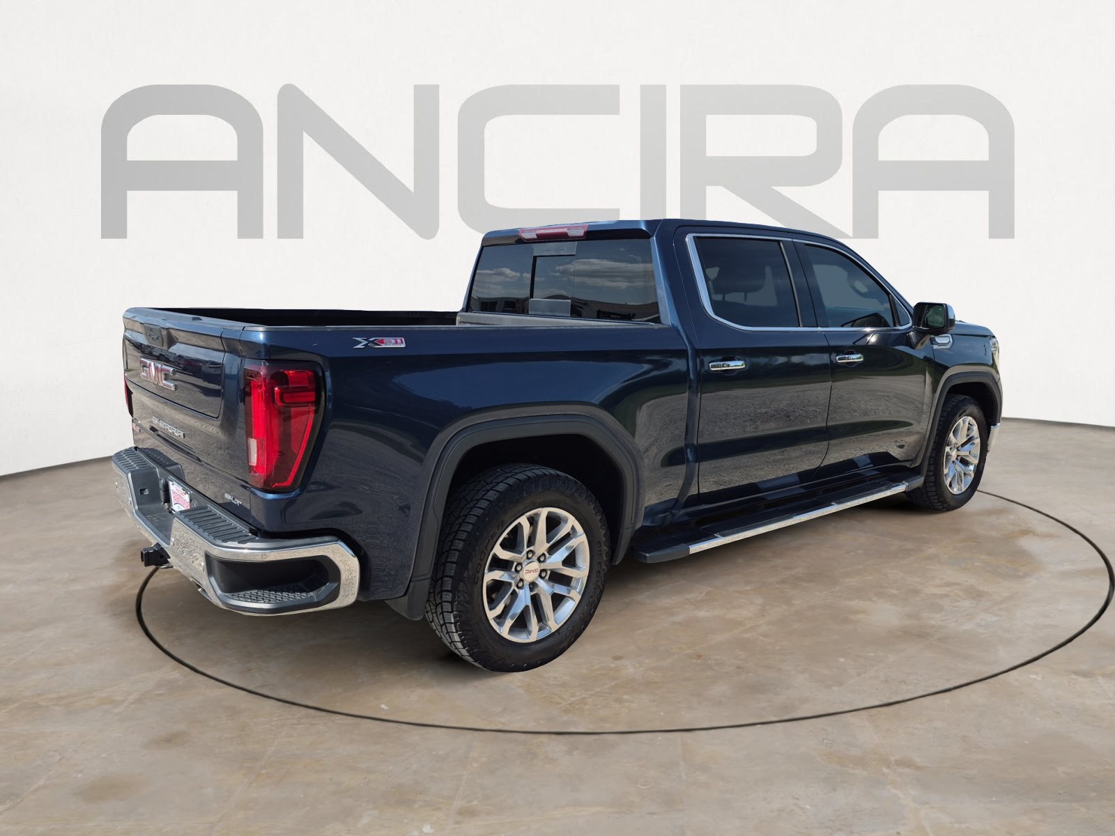 Used 2022 GMC Sierra 1500 SLT AWD/4WD image 10