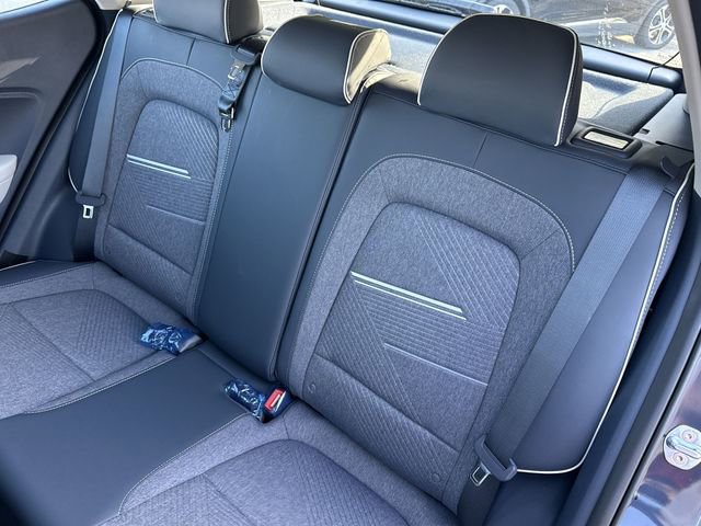 New 2025 Hyundai Venue Limited image 21