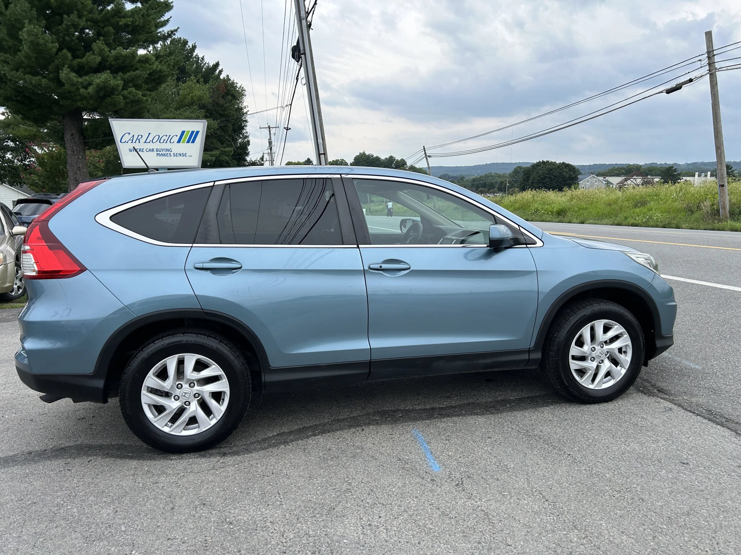 Used 2015 Honda CR-V EX image 11