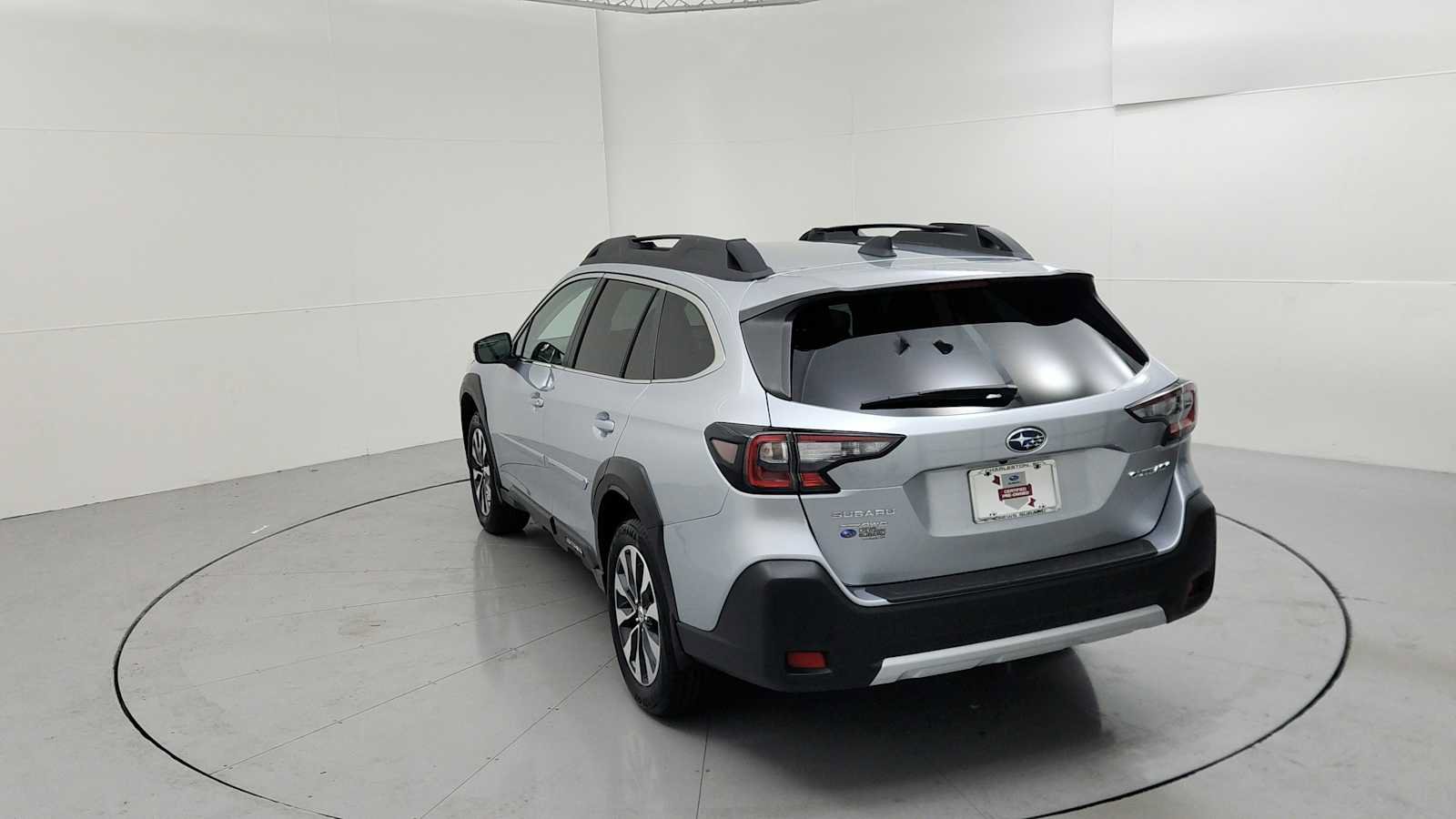 Certified 2025 Subaru Outback Limited w/ Popular Package #2 AWD/4WD image 8