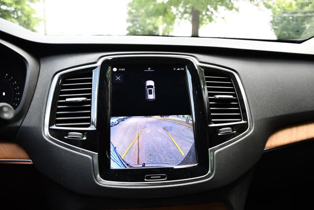 Certified 2023 Volvo XC90 B5 Plus w/ Protection Package Premier AWD/4WD image 12