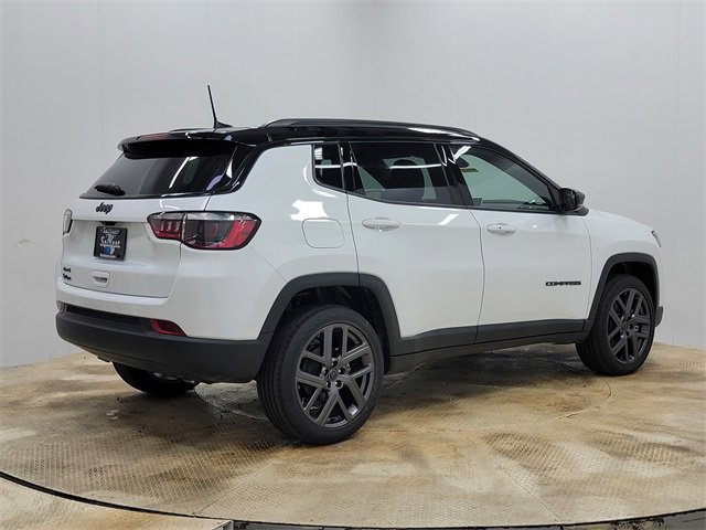 New 2026 Jeep Compass Limited image 5