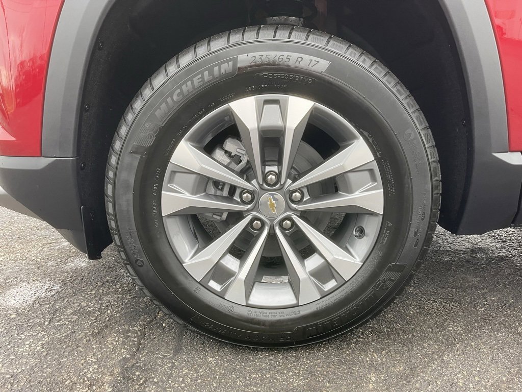 New 2026 Chevrolet Equinox LT w/ Convenience Package II image 32