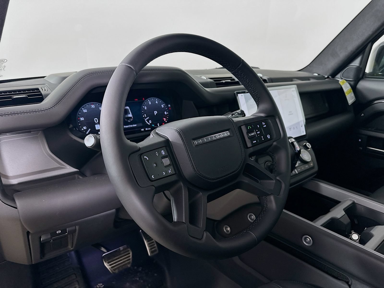 New 2026 Land Rover Defender 130 V8 AWD/4WD image 33