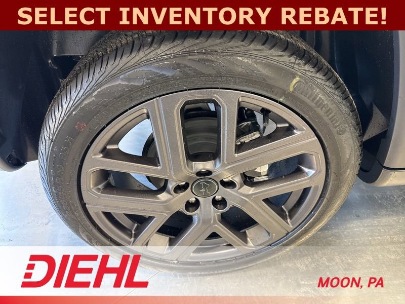 New 2026 Jeep Compass Limited image 8