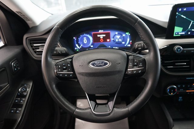 Used 2022 Ford Escape SEL w/ Technology Package image 28