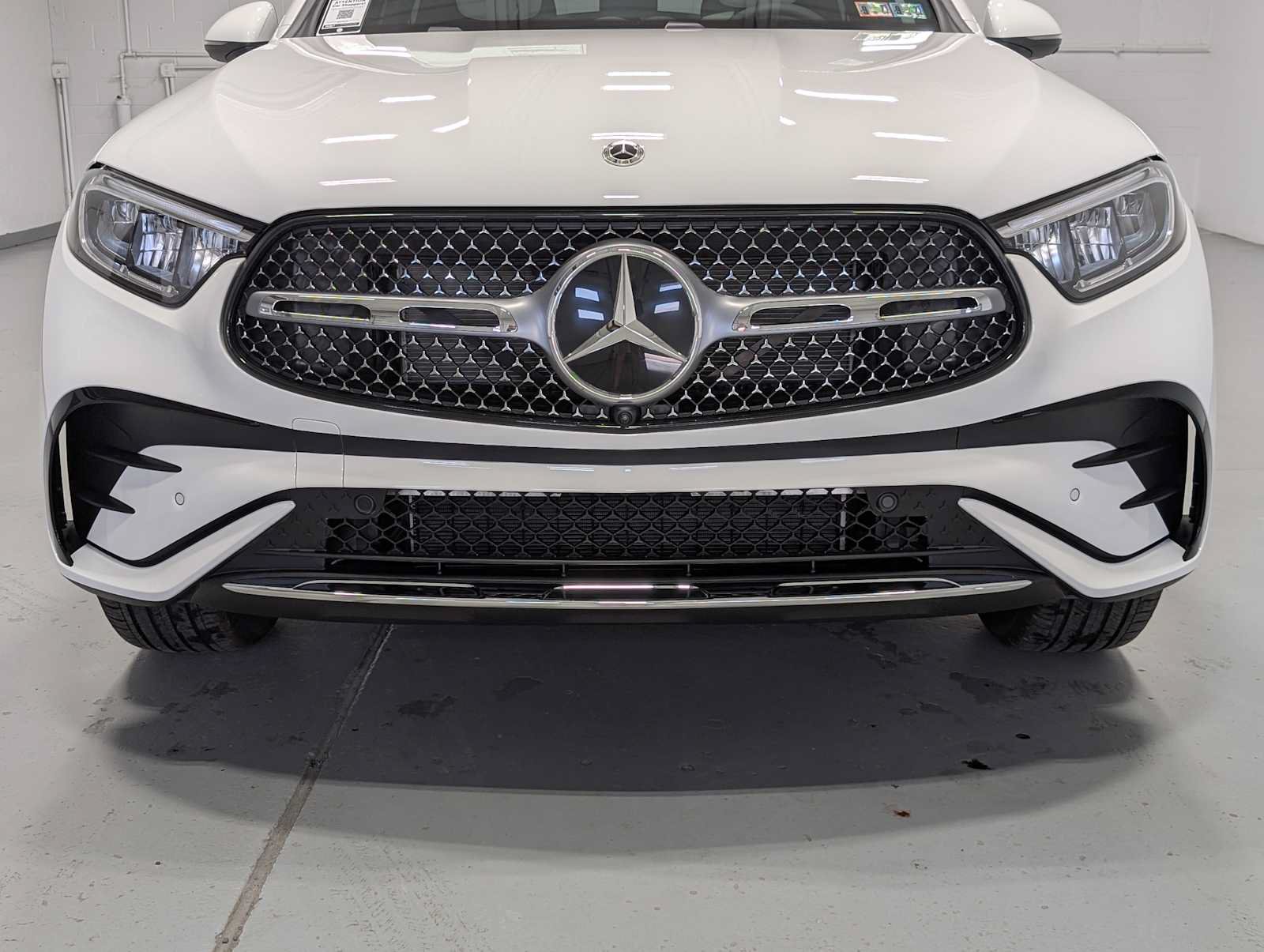 New 2026 Mercedes-Benz GLC 300 4MATIC image 2