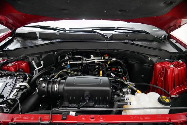 Used 2024 Ford Explorer XLT w/ Equipment Group 202A AWD/4WD image 19