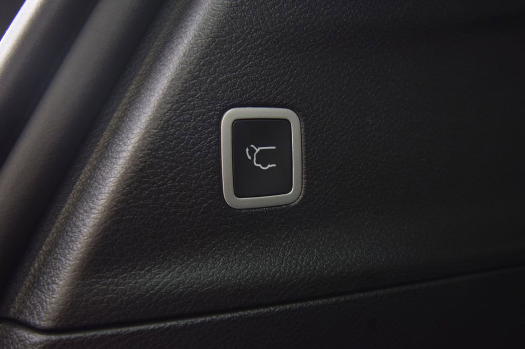 New 2026 Chrysler Pacifica Select w/ S Appearance Package FWD image 38