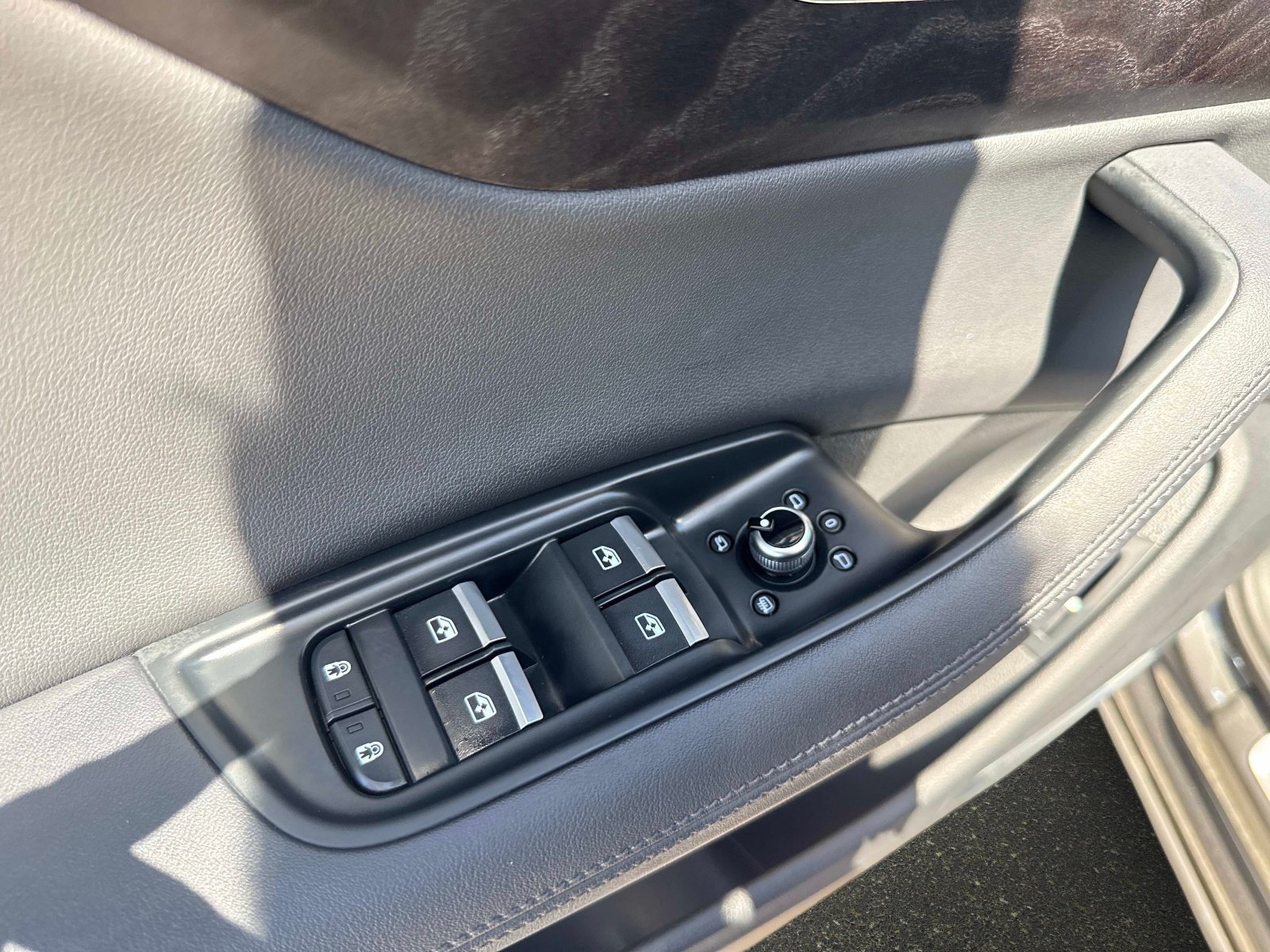 Certified 2023 Audi Q7 2.0T Premium Plus w/ Premium Plus Package AWD/4WD image 18