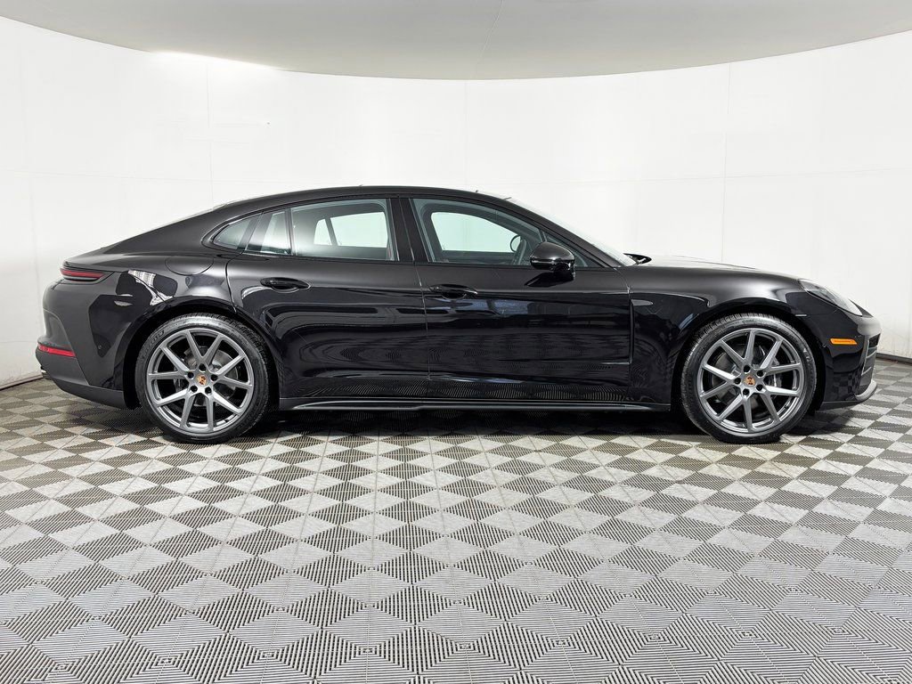 New 2026 Porsche Panamera 4 image 8
