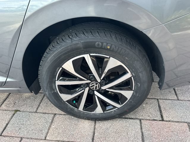 Certified 2024 Volkswagen Jetta S FWD image 10