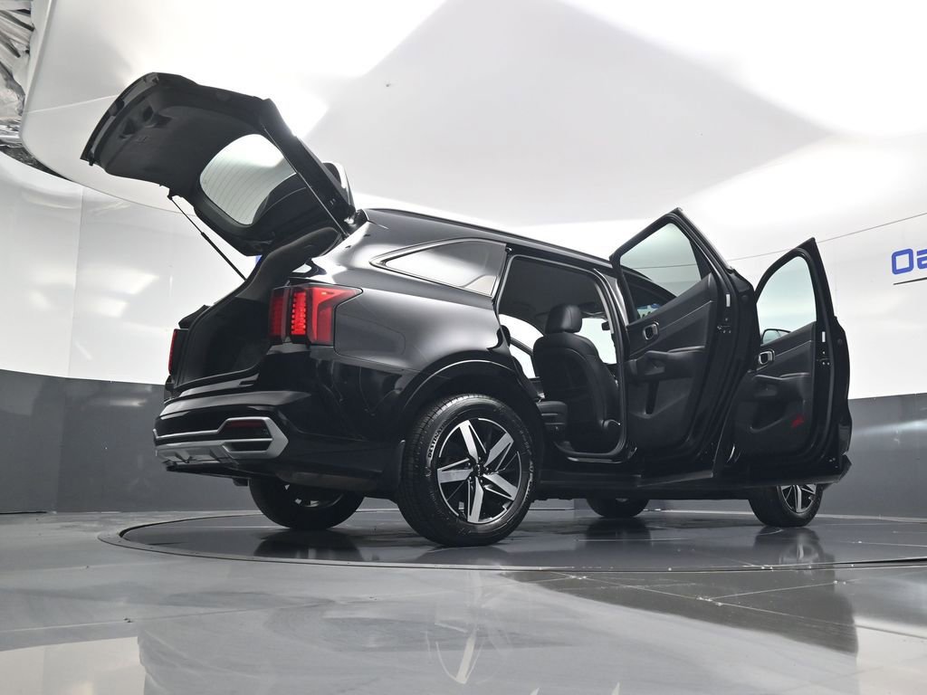 Certified 2023 Kia Sorento S image 61