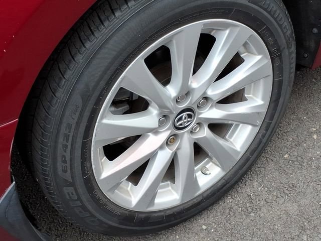 Used 2019 Toyota Camry LE FWD image 8