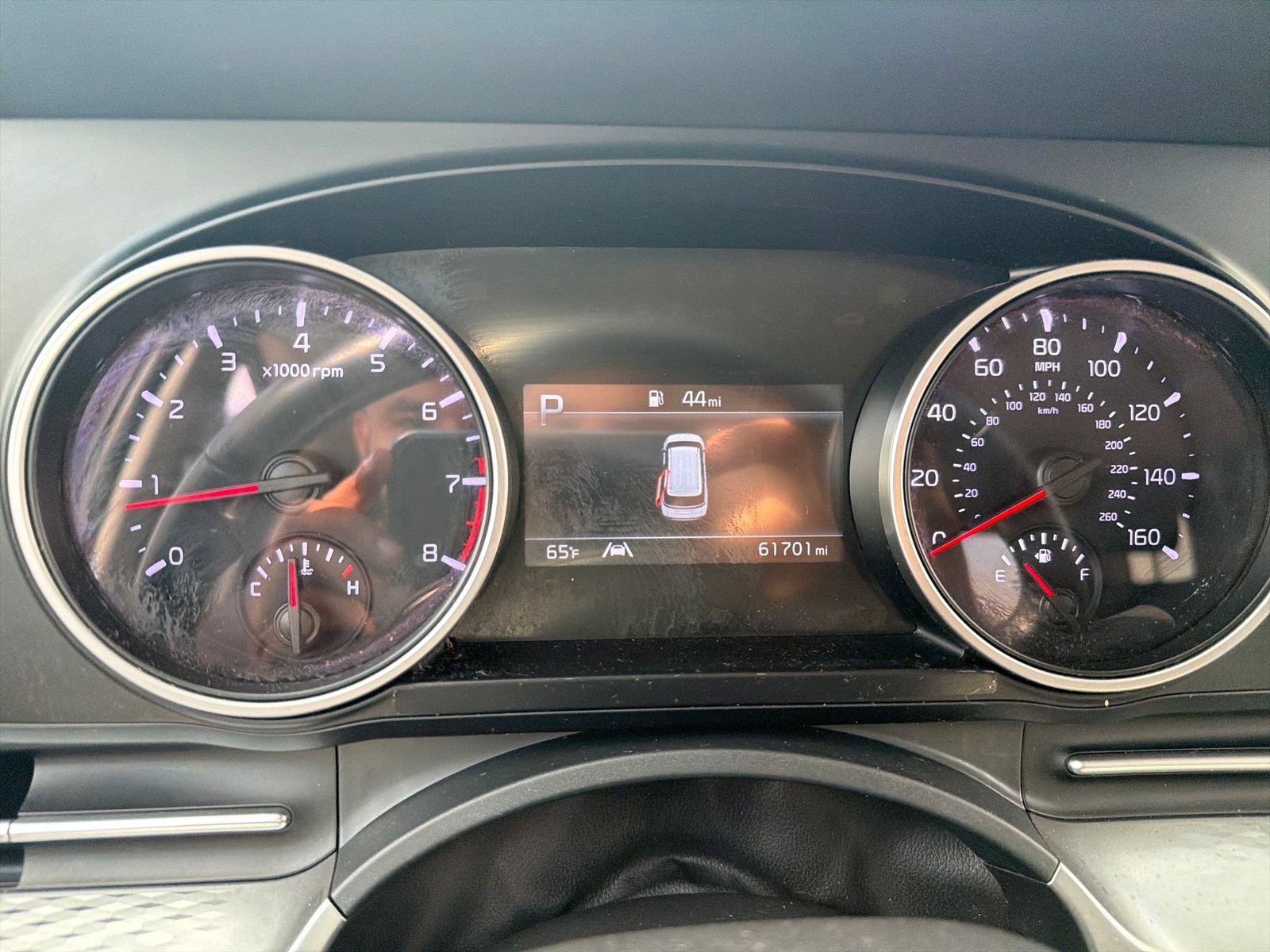 Used 2023 Kia Carnival LX FWD image 18
