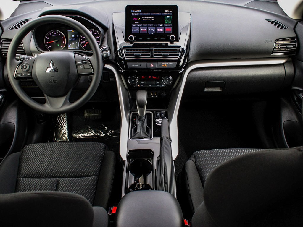 New 2026 Mitsubishi Eclipse Cross LE AWD/4WD image 37