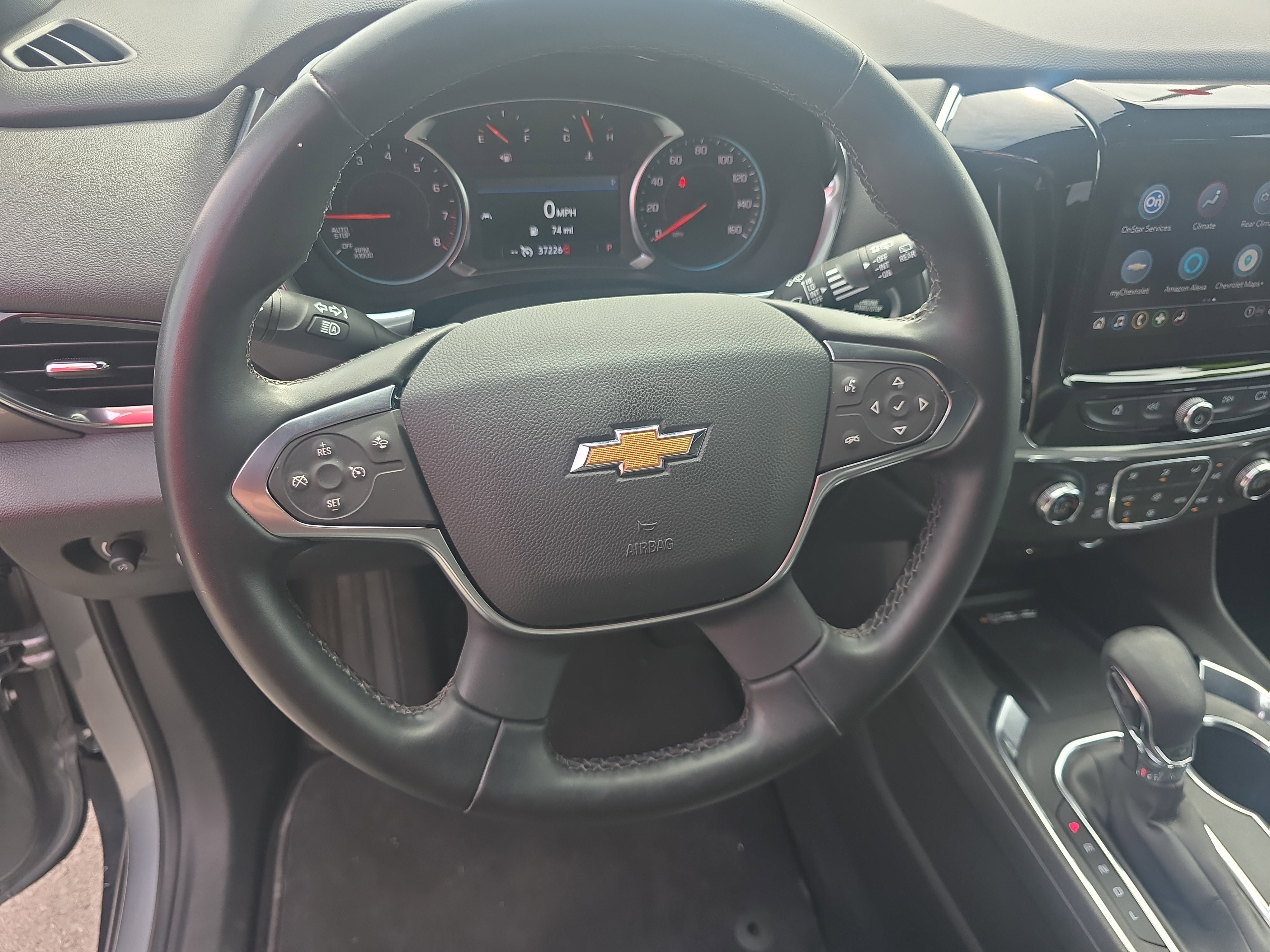 Used 2023 Chevrolet Traverse LT image 18