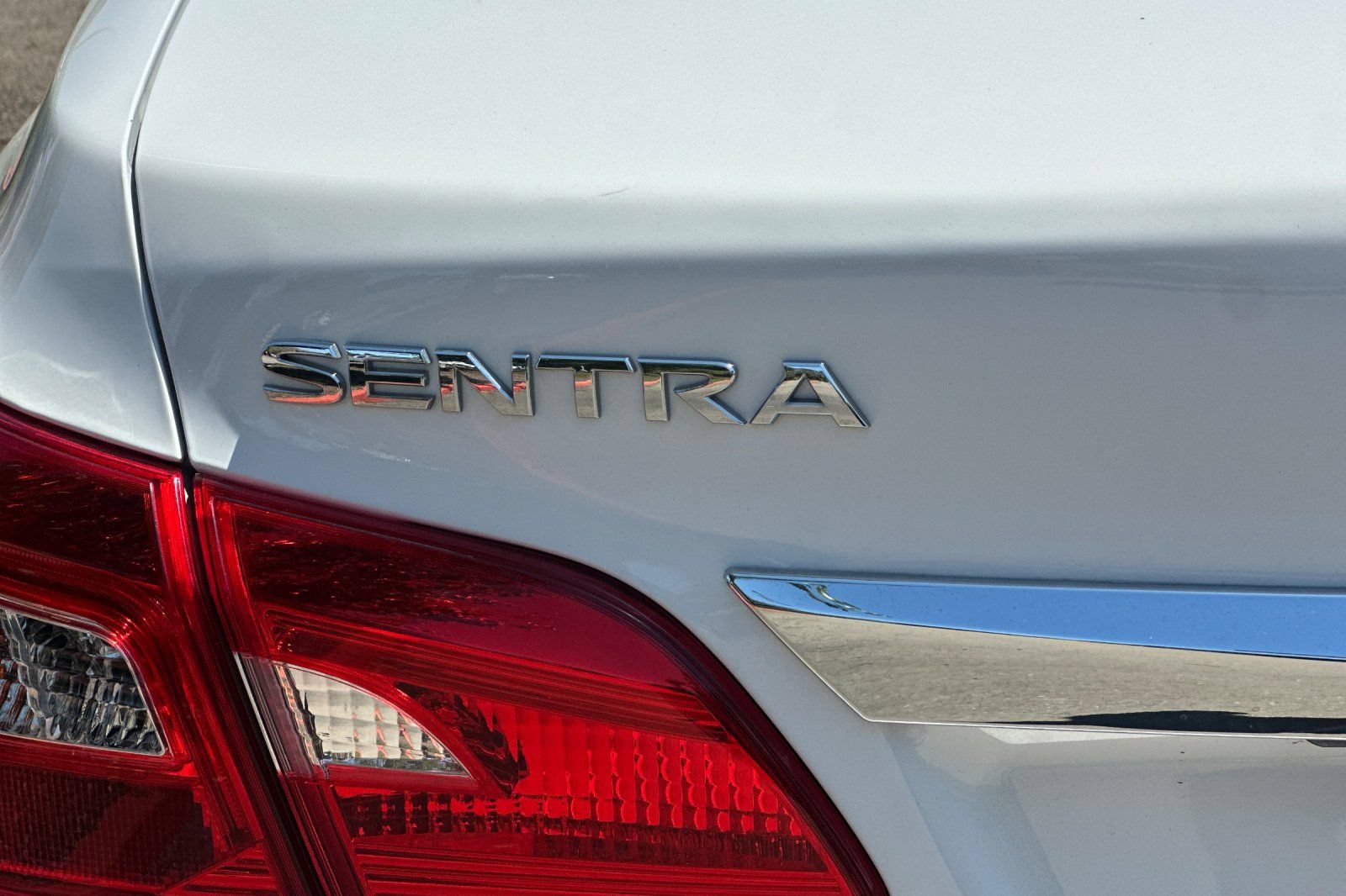 Used 2019 Nissan Sentra S FWD image 45