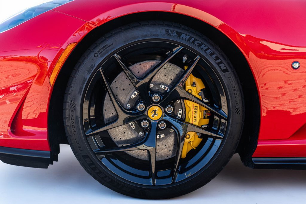 Certified 2018 Ferrari 812 Superfast RWD image 63