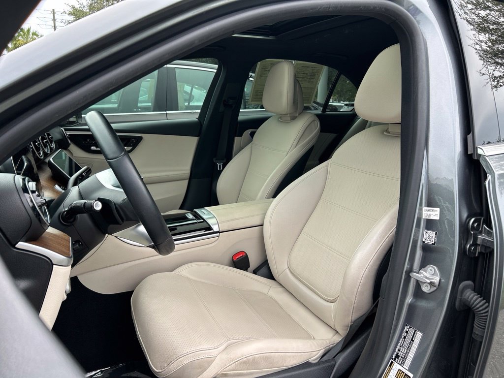 Used 2022 Mercedes-Benz C 300 Sedan image 21
