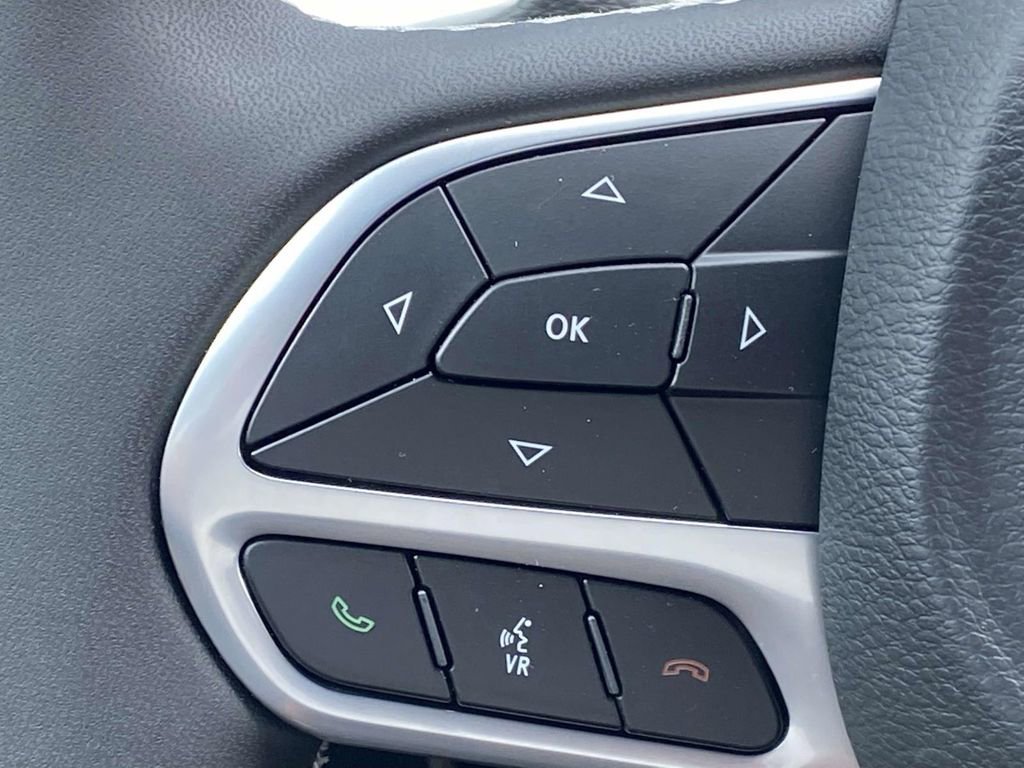 New 2026 Chrysler Pacifica Select FWD image 54