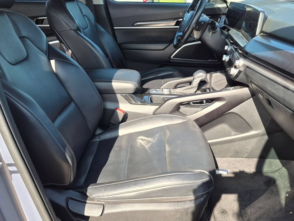 Used 2025 Kia Telluride S AWD/4WD image 29