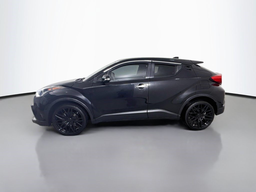Used 2019 Toyota C-HR LE FWD image 6