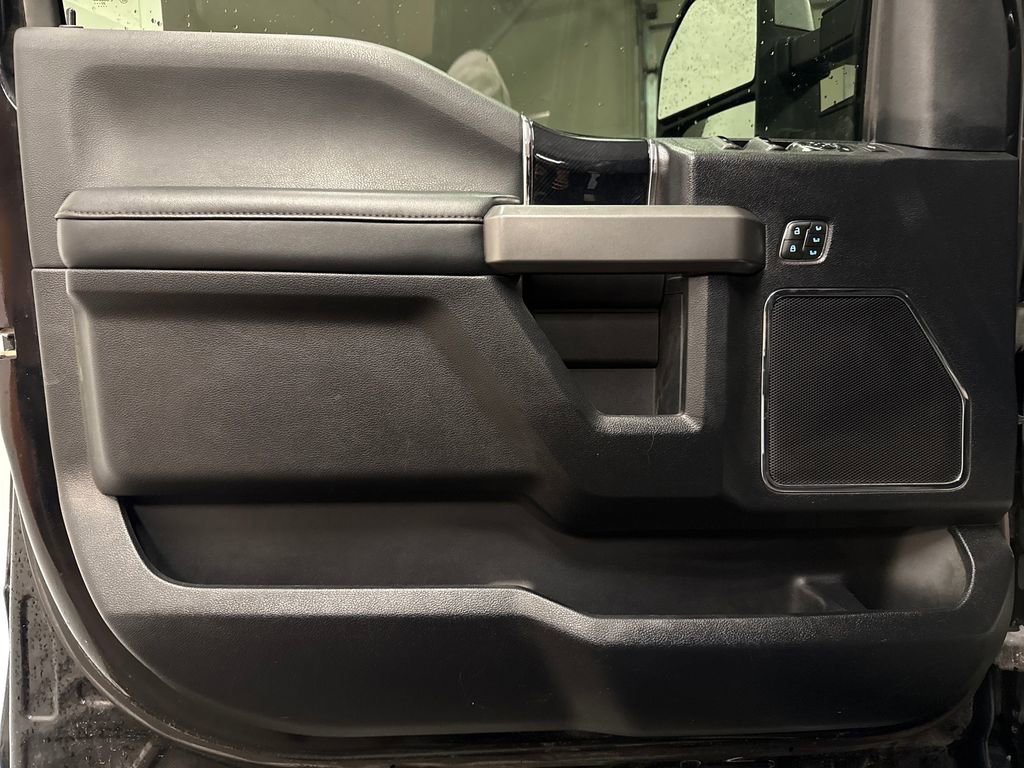 Used 2020 Ford F250 Platinum w/ FX4 Off-Road Package image 18