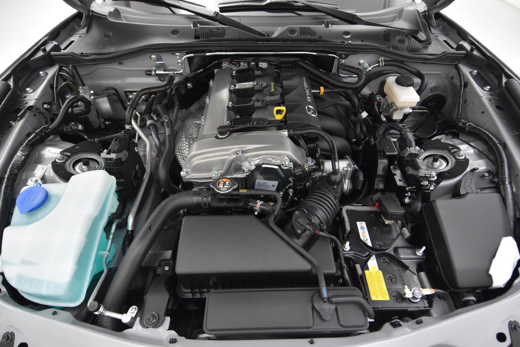 Used 2025 MAZDA MX-5 Miata RF Grand Touring RWD image 40