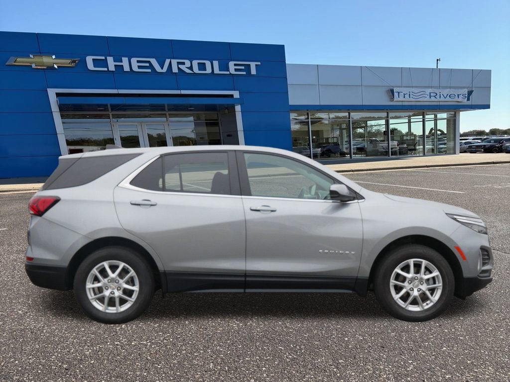 Used 2023 Chevrolet Equinox LT image 7