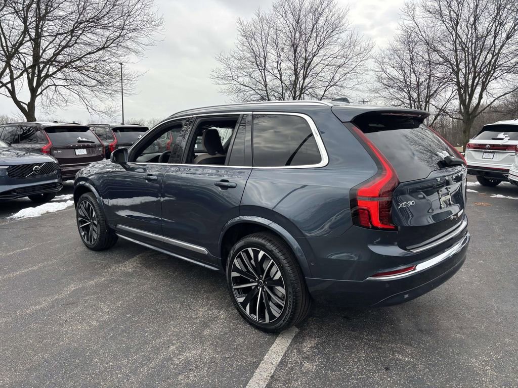 New 2026 Volvo XC90 B5 Plus image 5