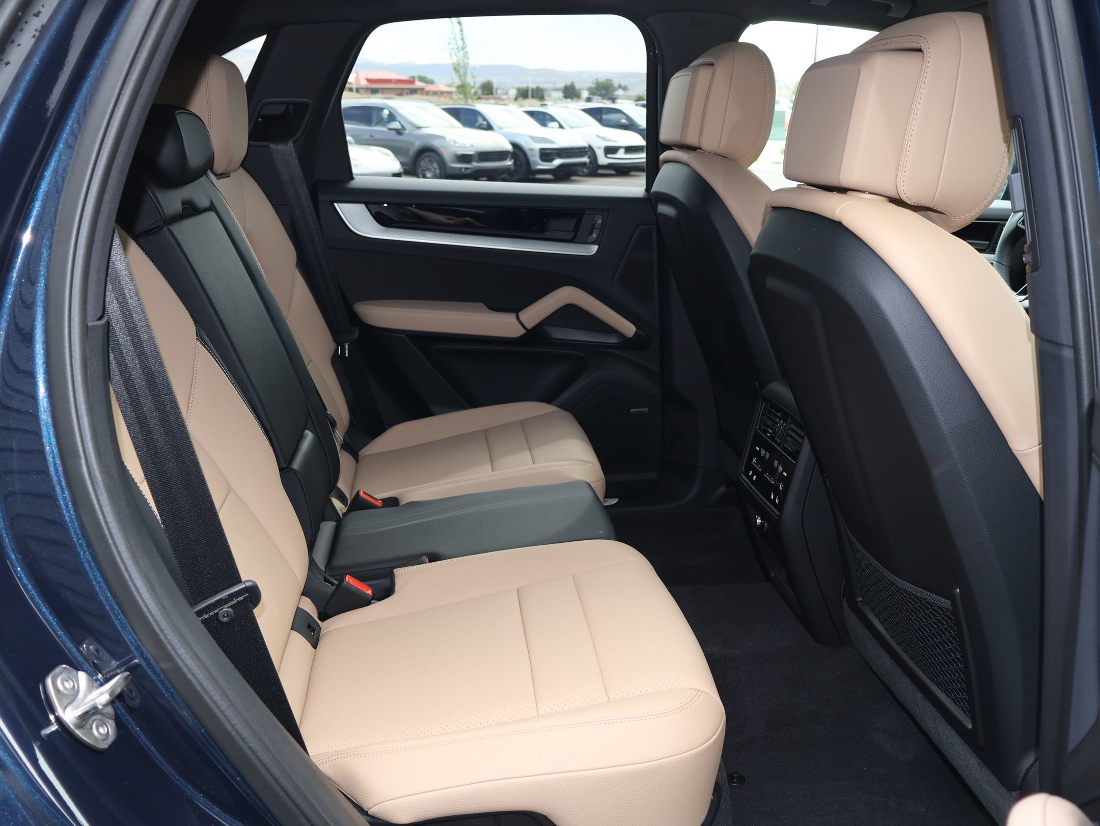 New 2026 Porsche Cayenne AWD/4WD image 28