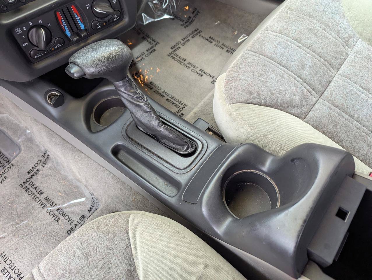 Used 2003 Chevrolet Monte Carlo LS FWD image 16
