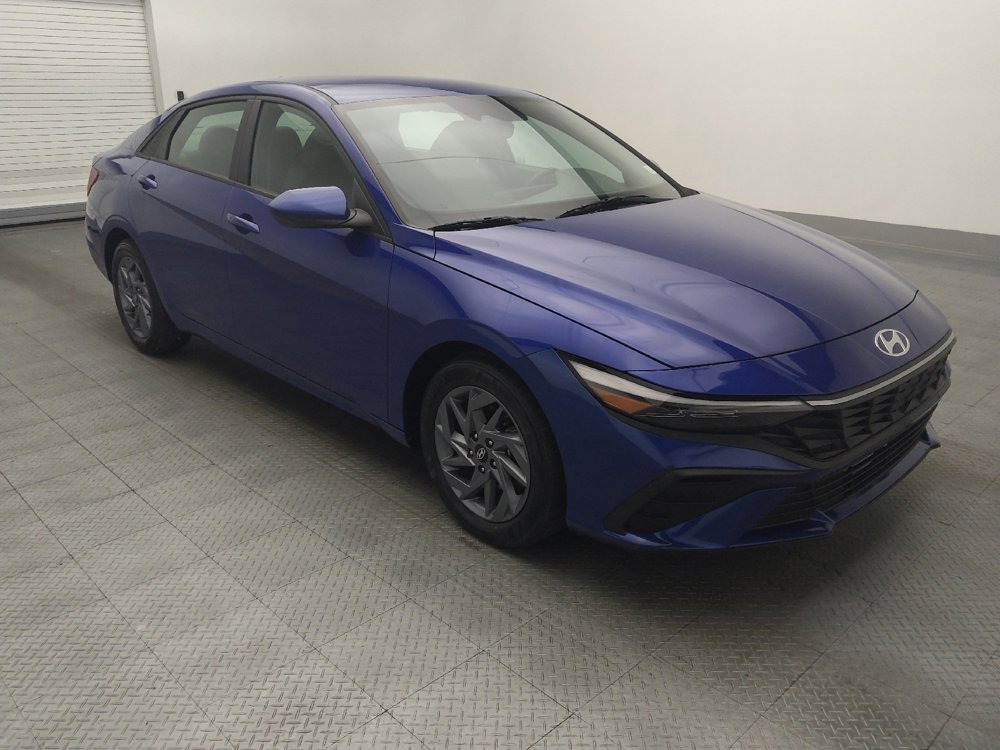 Used 2024 Hyundai Elantra SEL image 13