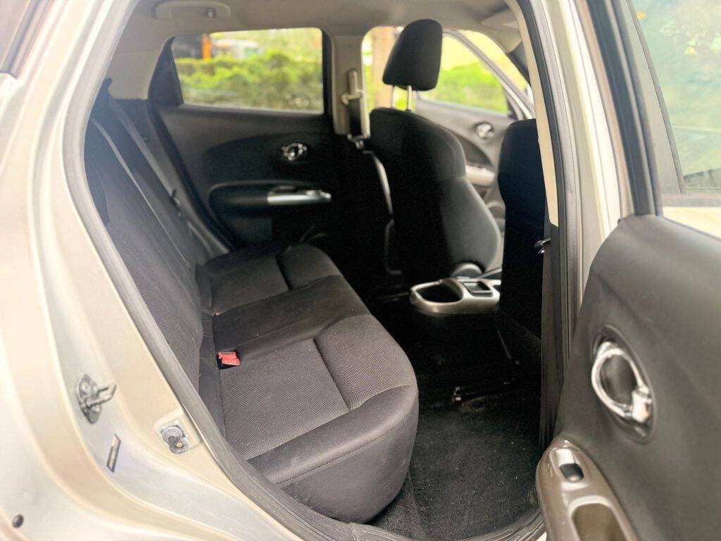 Used 2012 Nissan Juke S FWD image 13