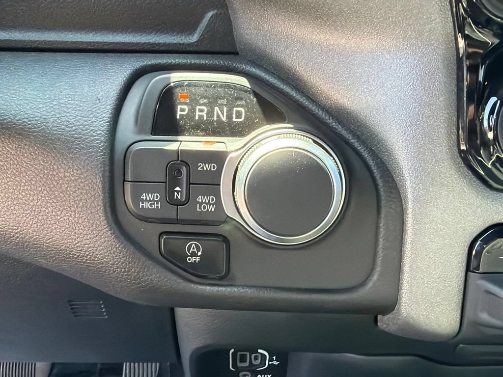 Used 2025 RAM 1500 Tradesman w/ Night Edition AWD/4WD image 27