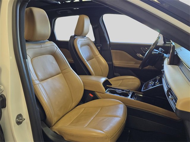 Used 2022 Lincoln Corsair Reserve w/ Equipment Group 201A image 17