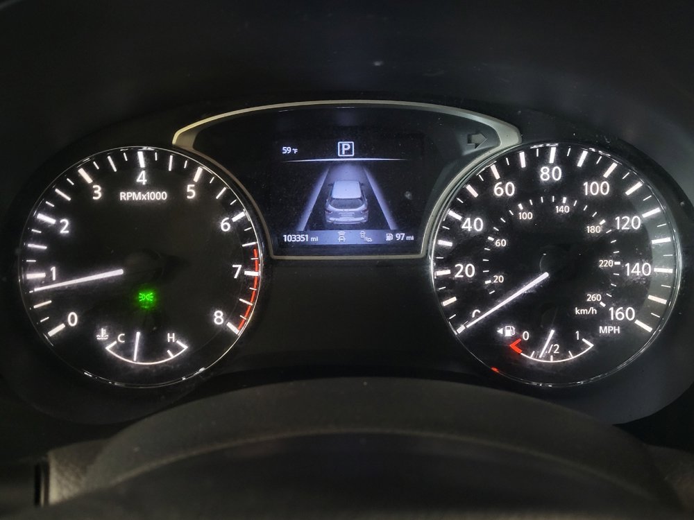 Used 2019 Nissan Pathfinder SV image 23