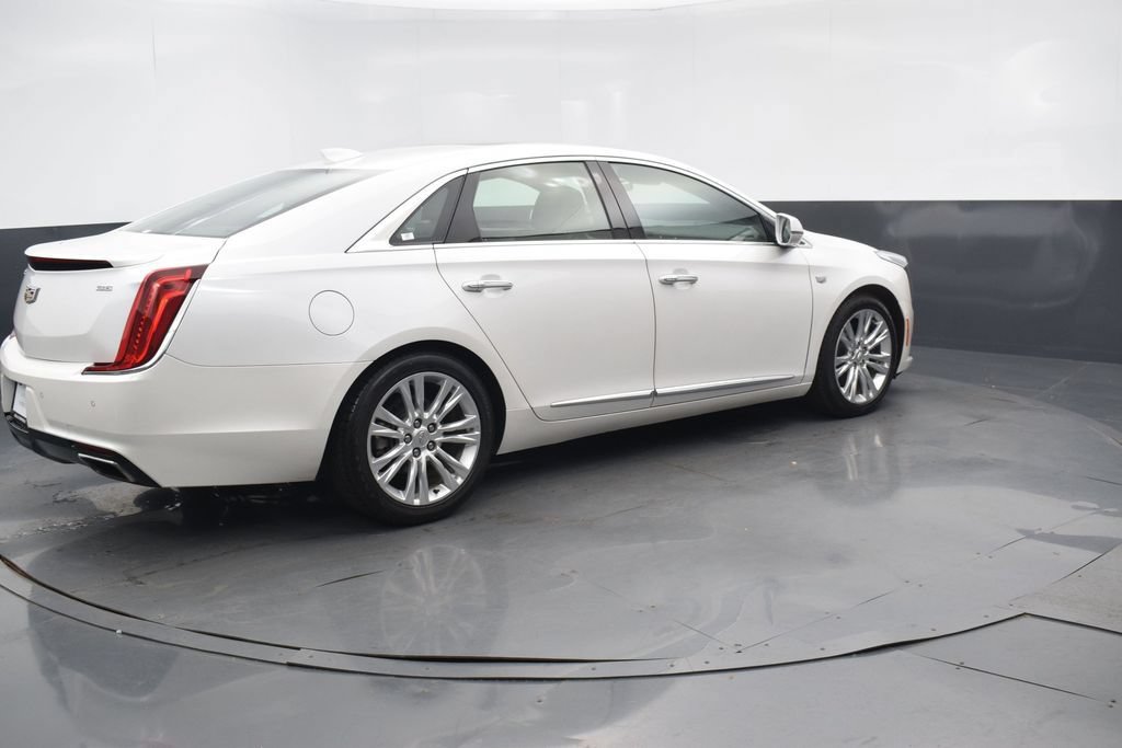 Used 2019 Cadillac XTS Luxury w/ Driver Awareness Package FWD image 6