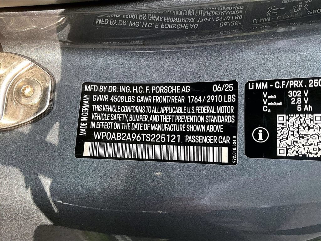Certified 2026 Porsche 911 Carrera GTS RWD image 35