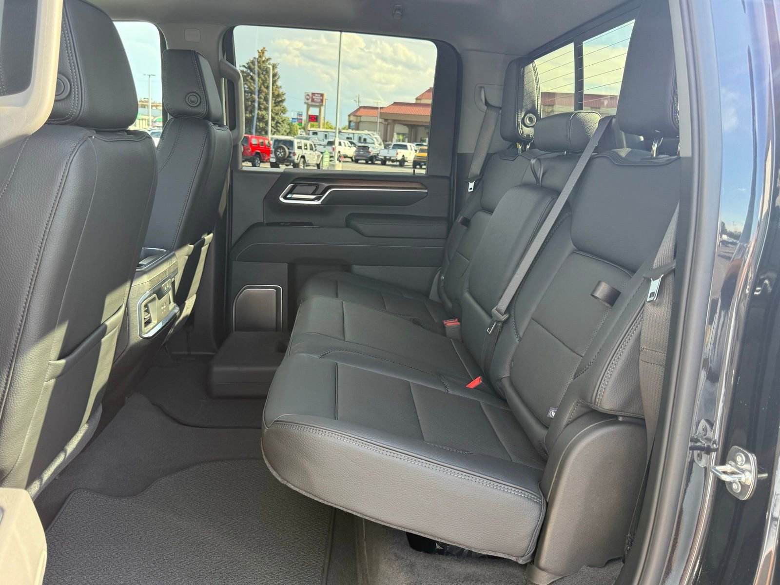 New 2026 GMC Sierra 2500 Denali w/ Denali Reserve Package image 34