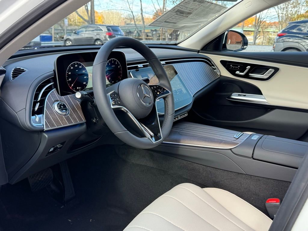 New 2026 Mercedes-Benz E 350 4MATIC Sedan image 12