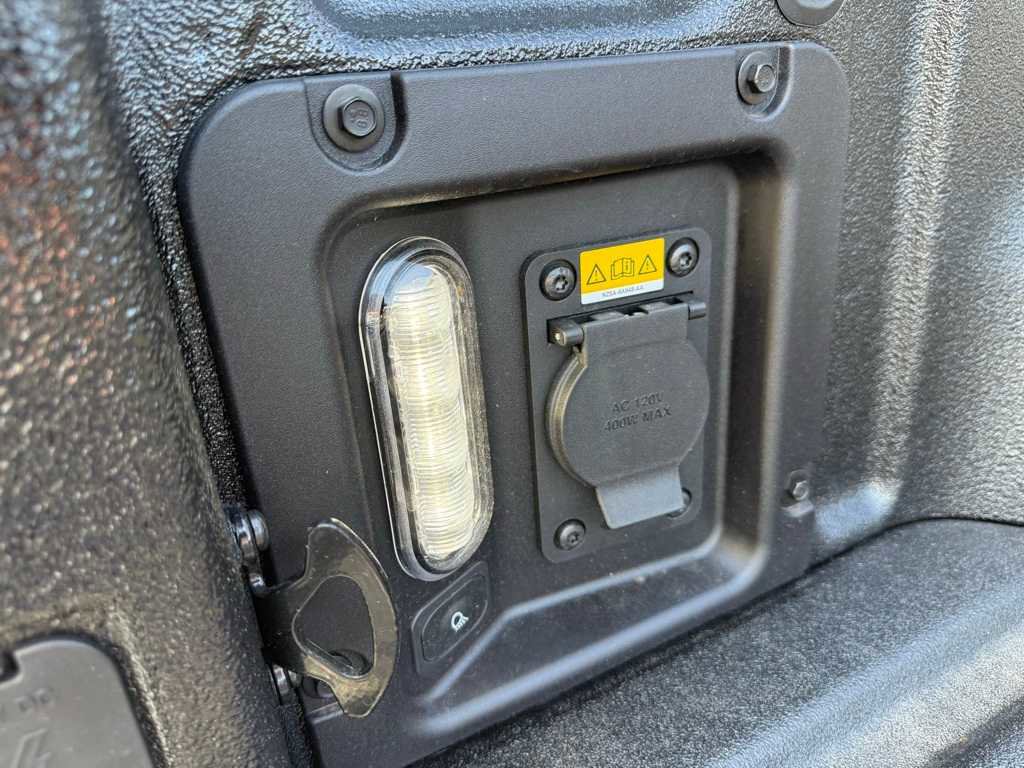 New 2025 Ford Maverick XLT w/ Equipment Group 301A image 28