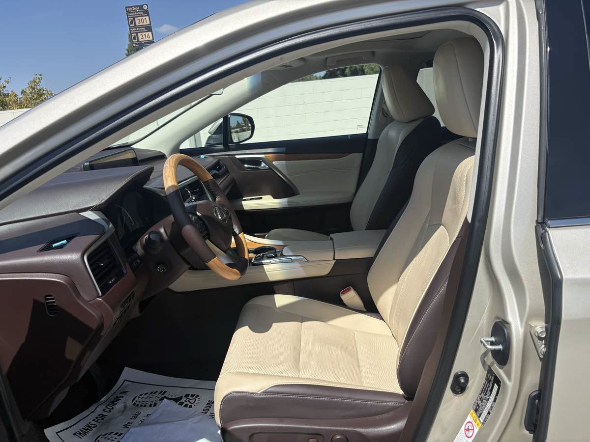Used 2017 Lexus RX 350 FWD w/ Premium Package image 25