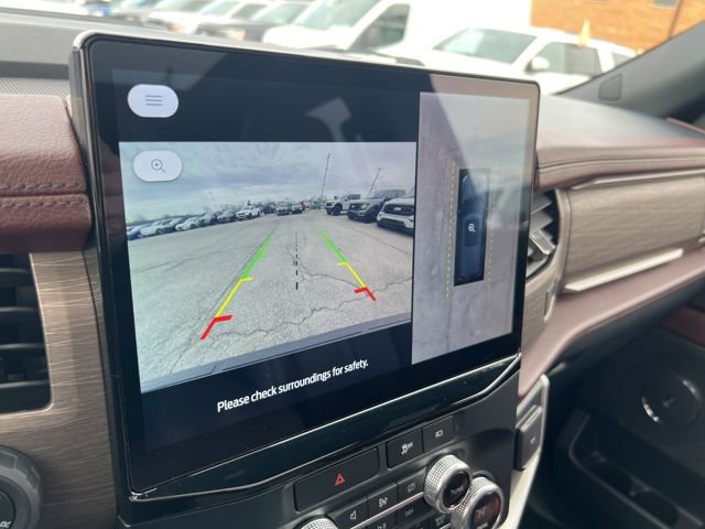 Certified 2023 Ford Expedition Limited image 15