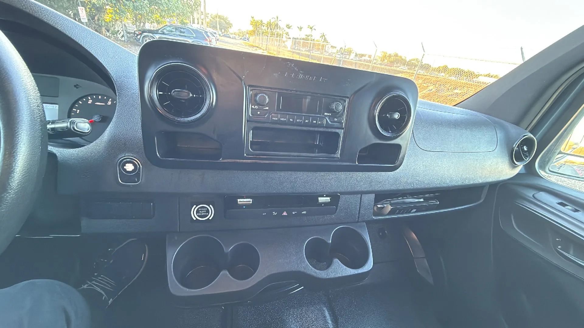 Used 2019 Mercedes-Benz Sprinter 144 image 13