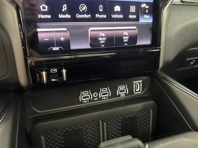 New 2026 RAM 1500 Laramie AWD/4WD image 43