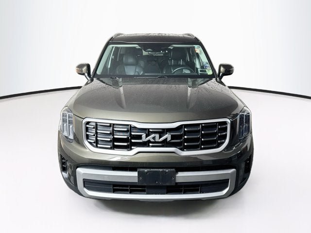 Certified 2023 Kia Telluride S w/ S Sunroof Package AWD/4WD image 2