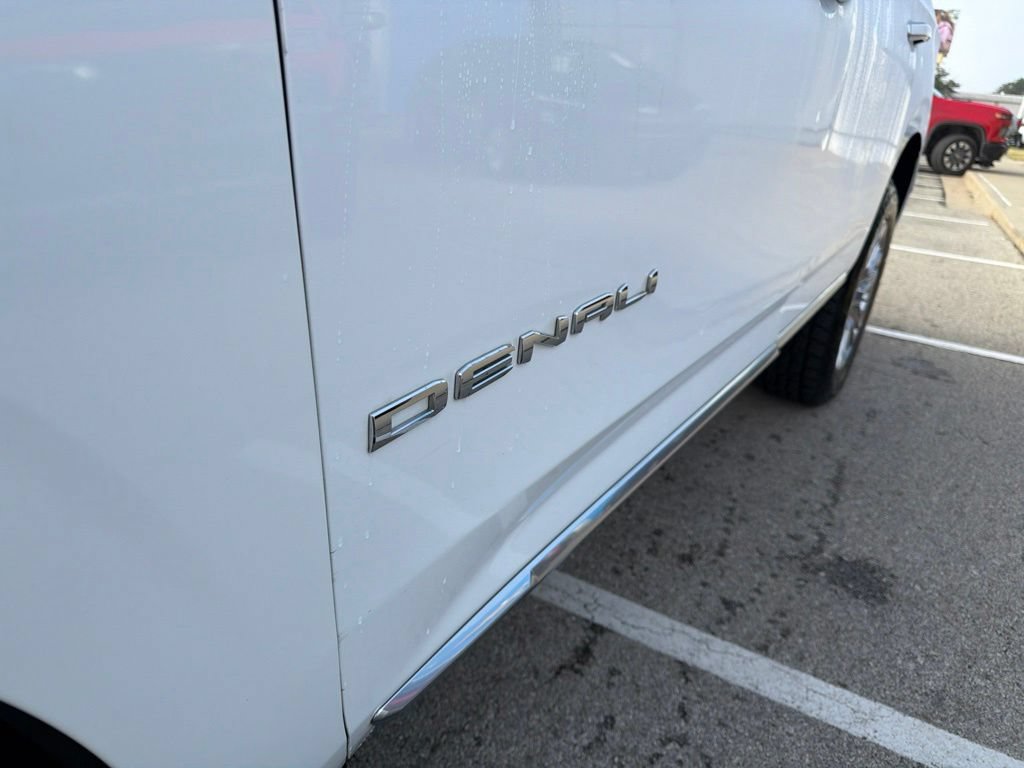 Used 2021 GMC Yukon Denali AWD/4WD image 11